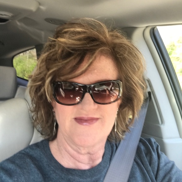 Meet your Posher, Susan - Picture 1 of 1